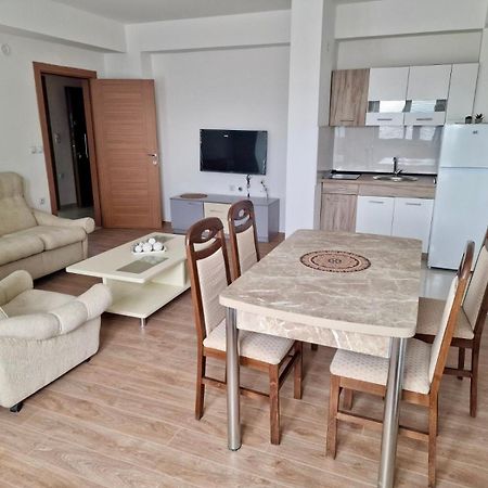Central Comfort- Fresh & Modern Битоля Екстериор снимка